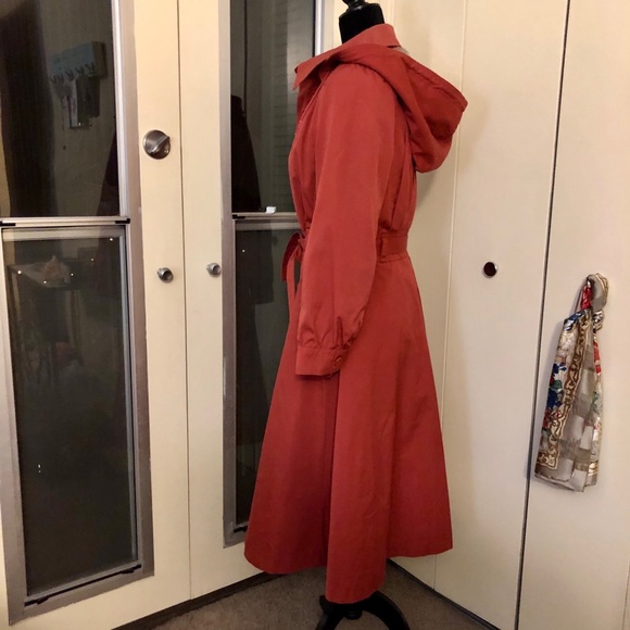 Vintage 1970s Saks Fifth Avenue Coat - Picture 3 of 8